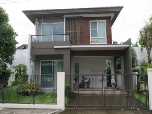 บ้านเดี่ยว สีวลีบางนา 3 ห้องนอน 2 ห้องน้ำ